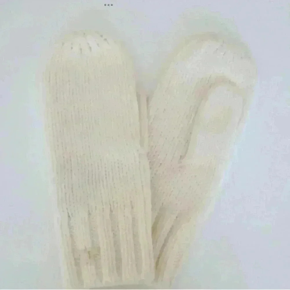 Tory Burch Accessories  Ribbed Merino Mittens And Hat Cream/White Size: Os - Picture 5 of 7